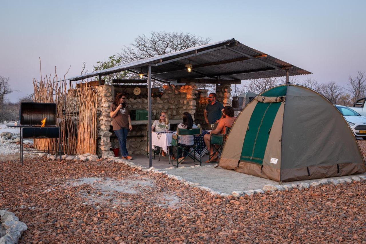 Etosha Trading Post Campsite Окаукуехо Екстериор снимка