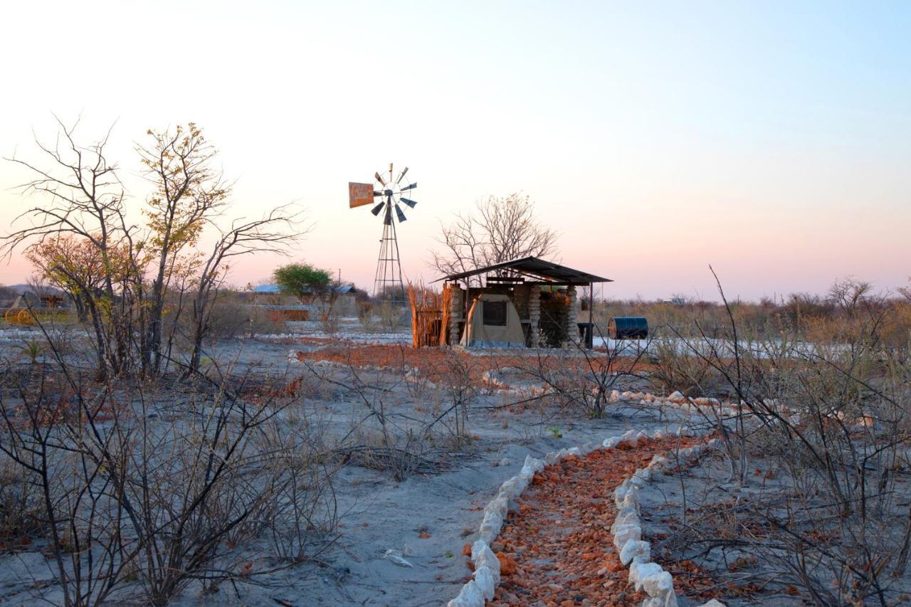 Etosha Trading Post Campsite Окаукуехо Екстериор снимка